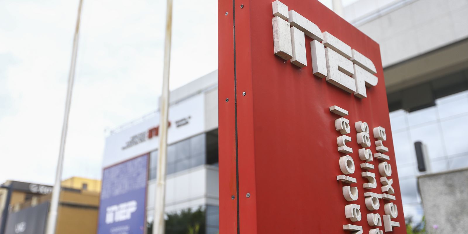 Inep abre licitação para contratar aplicadora do Enem 2023 1 inep disponibiliza painel de estatisticas da educacao superior