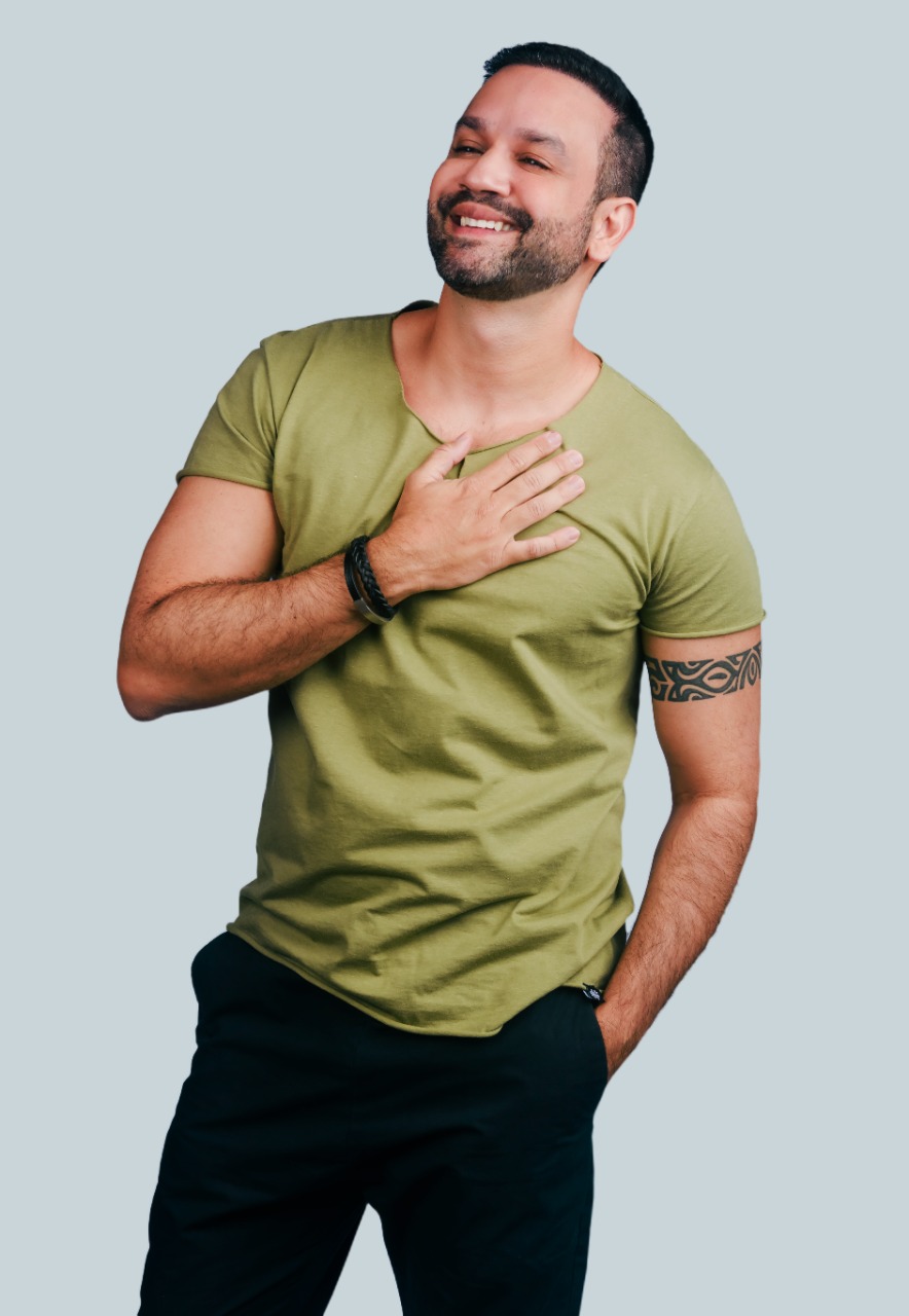 Cantor Robertto lança single Pretérito Imperfeito 1 cantor robertto lanca single preterito imperfeito
