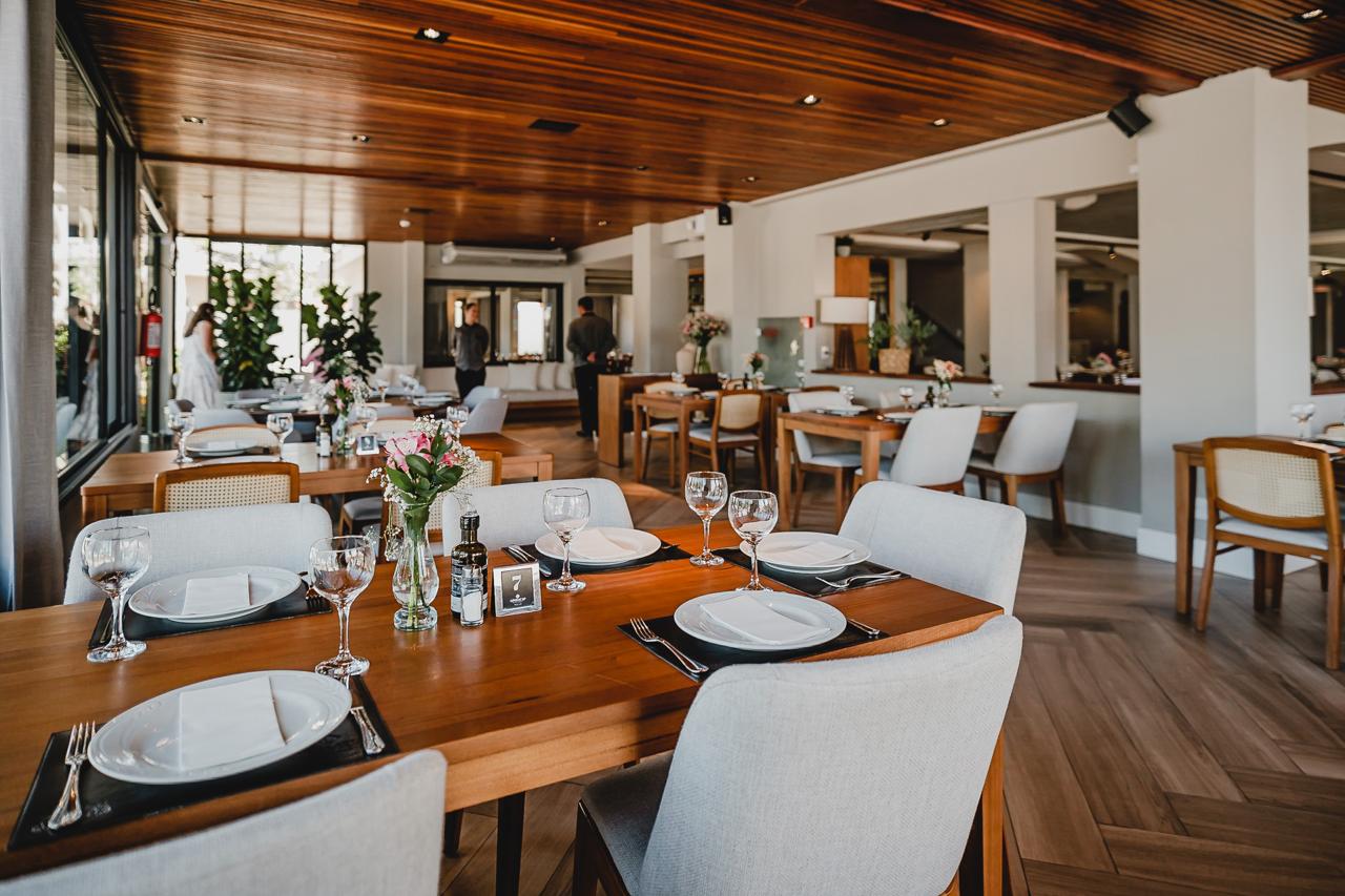 Lindacap abre temporada da feijoada neste sábado (17) com show de Swing Maneiro 1 Restaurante Lindacap