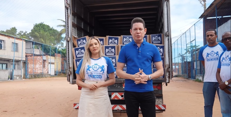 Bispo Bruno Leonardo leva alimentos e esperança a comunidade carente de Salvador 1 Bispo Bruno Leonardo