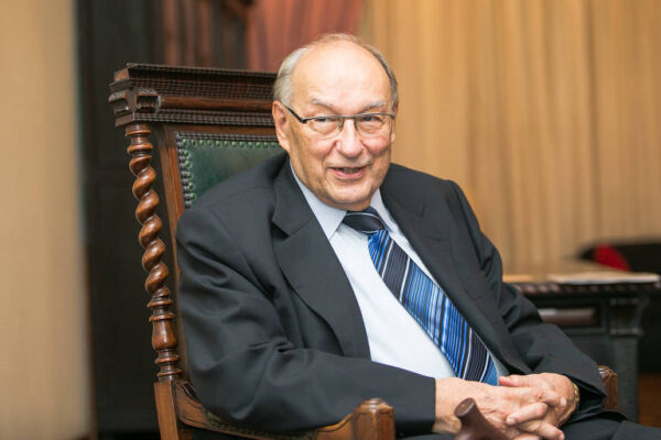 A guerra de conquista Ives Gandra