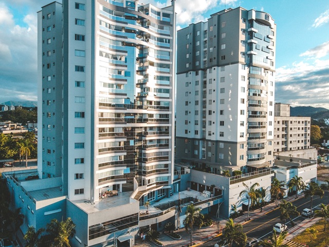 Como a CRF está moldando o futuro da arquitetura em Brusque 1 A CRF Construtora tem se consolidado como protagonista na transformacao da paisagem urbana de Brusque
