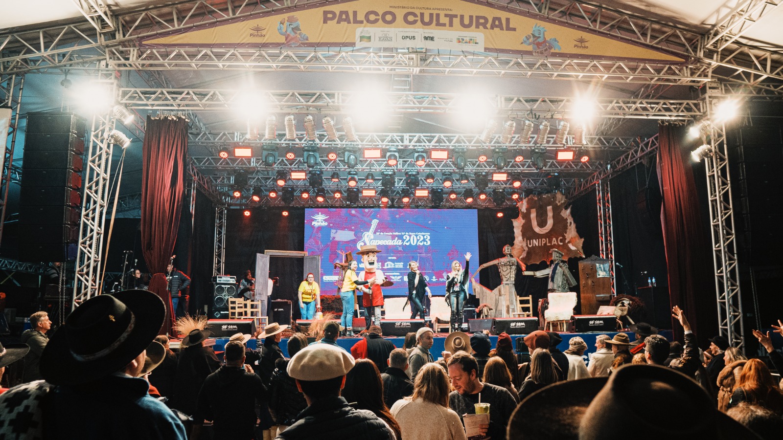 Fort Atacadista será patrocinador da Festa do Pinhão 2025 e prepara ativações especiais para o público 1 Fort Atacadista aposta em ativacoes de marca que unem diversao brindes e muita proximidade com os visitantes da Festa do Pinhao