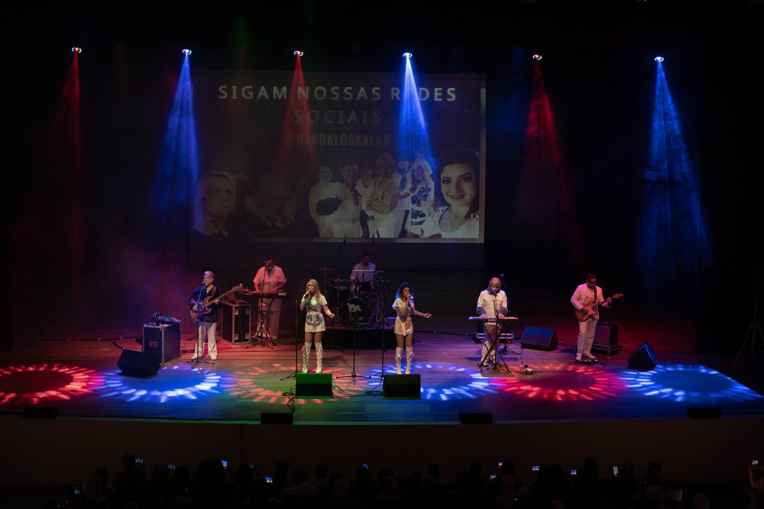 Los Kalas inicia turnê em SC com espetáculo “Elvis & ABBA” em Florianópolis nesta quinta-feira (10) 1 credito foto Pedro Oliveira 5
