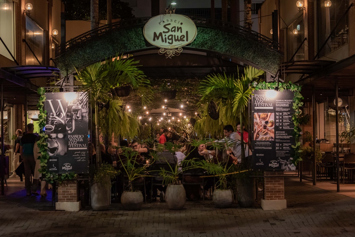 Turismo gastronômico segue em alta em Balneário Camboriú com mais um festival em agosto 1 passeio wine and jazz 2025 133