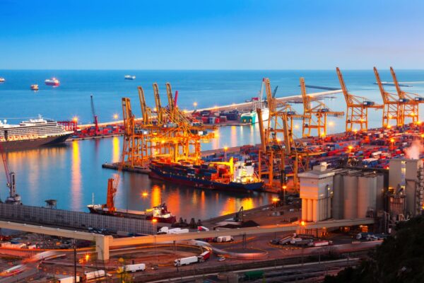 Falta menos de um mês para o Portos & Costas Brasil 2025, um dos eventos técnicos setorizados mais importantes do país Engenaria Costeira e Portuaria Credito Freepik 2