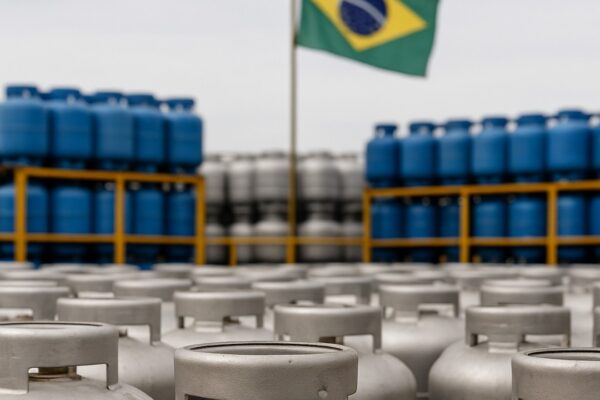Como pedir o Auxílio Gás 2025: Entenda quem tem direito e como funciona como pedir auxilio gas 1 1